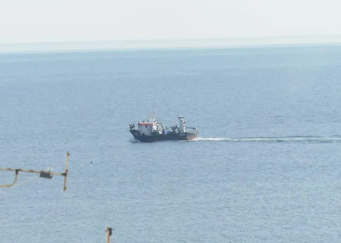 Beachside Sunny Balcony