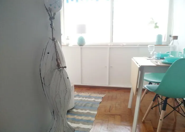 Beachside Sunny Balcony