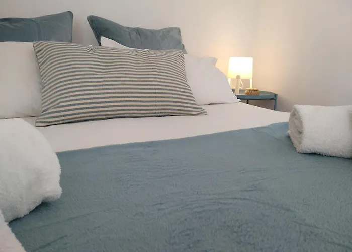 Beachside Sunny Balcony 塞辛布拉