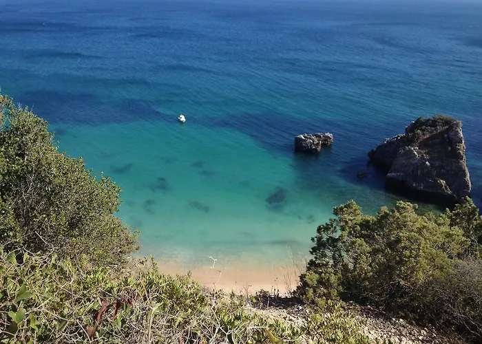 Beachside Sunny Balcony 度假居 *