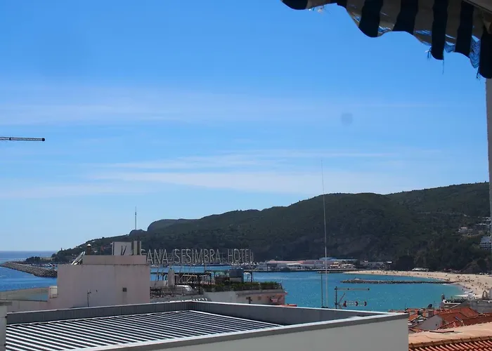 Beachside Sunny Balcony 度假居 塞辛布拉